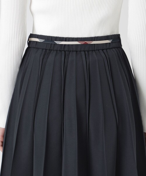 BLUE LABEL CRESTBRIDGE（ブルーレーベルクレストブリッジ） スカート
