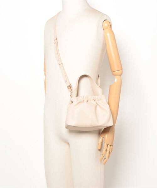 CHARLES ＆ KEITH（チャールズ&キース） 「CHARLES & KEITH