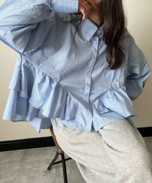 本日最終お値下げ  ドゥロワー  ライトブルー  フリルブラウス deux amour tシャツ 後ろ切り替えフリルブラウス レディース