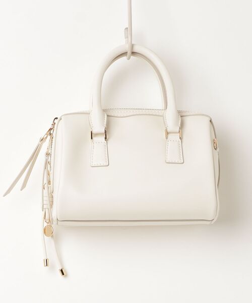 CHARLES ＆ KEITH（チャールズ&キース） 「CHARLES & KEITH