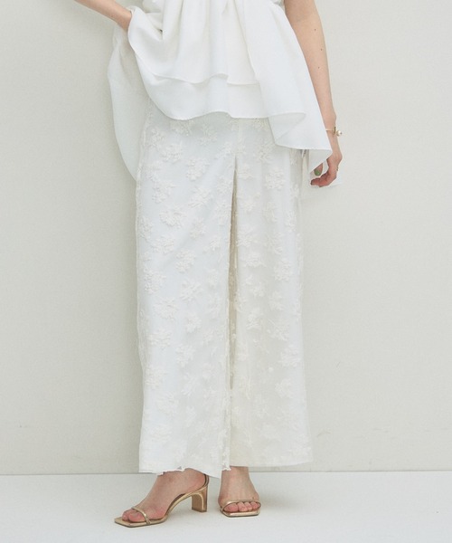 ARVELLIA ワイドパンツ パンツ FLORAL EMBROIDERY PANTS レディース
