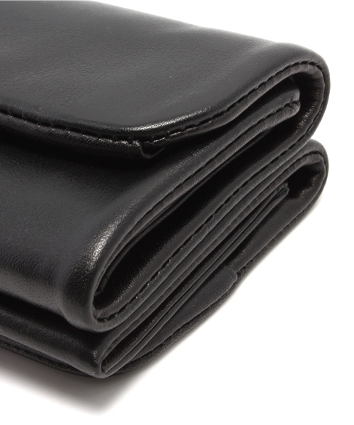 tsumori chisato CARRY（ツモリチサトキャリー） 財布 ソフトレザー 折