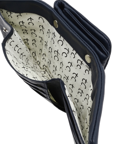 tsumori chisato CARRY（ツモリチサトキャリー） 財布 ソフトレザー 折