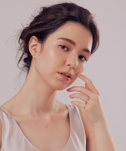 ネックレス 「anq.」K10・彫り留めムーンネックレス レディースの画像