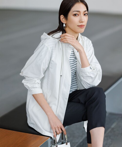【美品】J.PRESS(ジェイプレス)マイクロタフタフーデッドショートコート/L J.PRESS コート アウター 「洗える・撥水」マイクロタフタ
