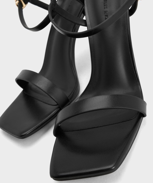 CHARLES ＆ KEITH（チャールズ&キース） サンダル スクエアトゥ