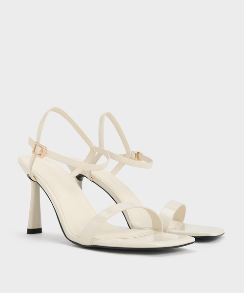 【オフホワイト】アンクルストラップ スクエアトゥサンダル CHARLES ＆ KEITH（チャールズ&キース） サンダル スクエアトゥ