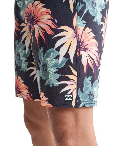 BILLABONG（ビラボン） 水着 メンズ SUNDAYS LT ボードショーツ 「2025