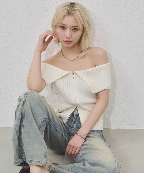 ENVYM（アンビー） tシャツ センタージップオフショルニット