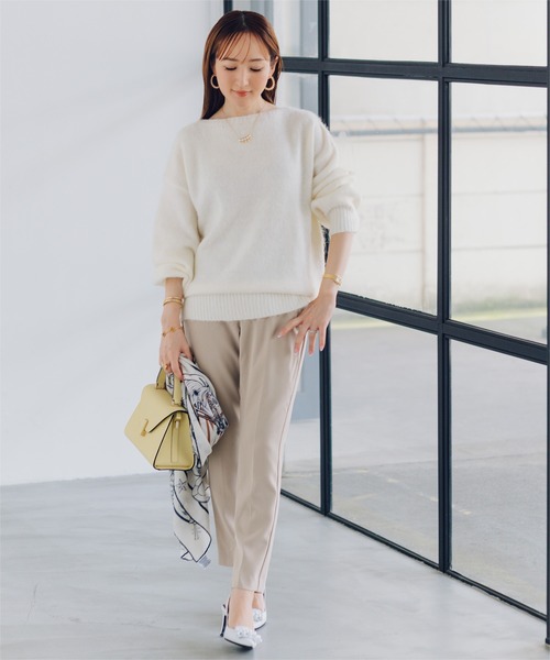 【早い者勝ち】クリーム色 Vネック ボリュームスリーブニット ur's（ユアーズ） ニット セーター ヤクライクボートネックボリューム