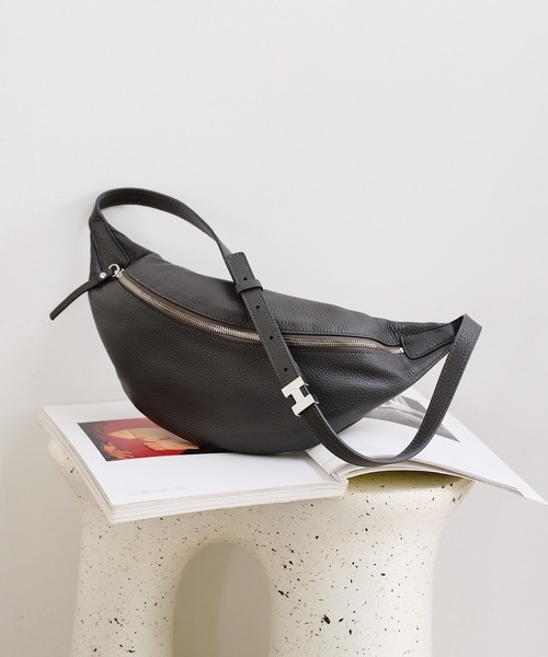 IACUCCI ショルダーバッグ バッグ ピスタッロ S CERVO レディース 