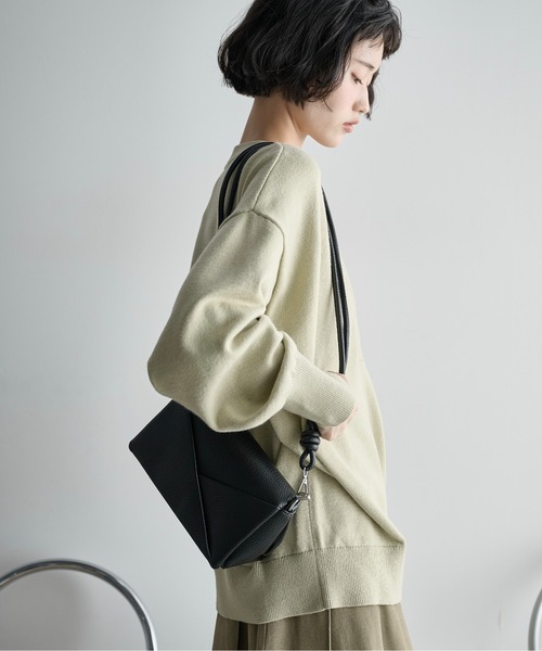 THE Yon ショルダーバッグ バッグ ノットストラップフラップショルダー