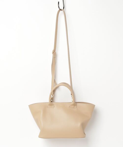 「CHRISTIAN VILLA」 トートバッグ ONE SIZE ベージュ レディースの画像