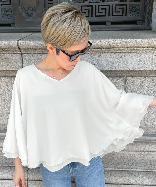Tetsuko様　新品タグ付✨JENNE Vネックフラワーメローケープ M Vネックフラワーメローケープ レディース : ZOZOTOWN Yahoo!店 - 通販