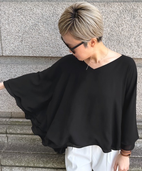 Tetsuko様　新品タグ付✨JENNE Vネックフラワーメローケープ M Vネックフラワーメローケープ レディース : ZOZOTOWN Yahoo!店 - 通販