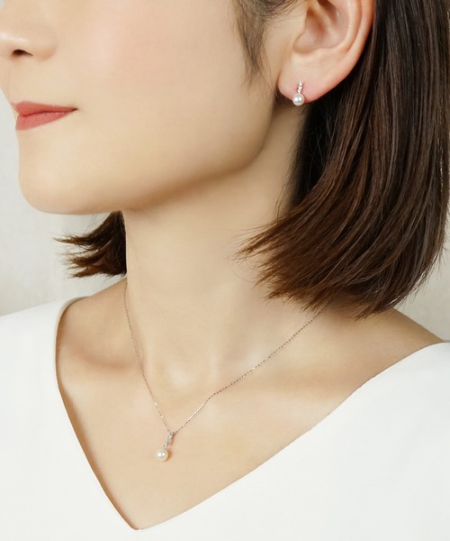 ピアス K14・K10 タンスイパール バーラインピアス ( WG) レディースの画像