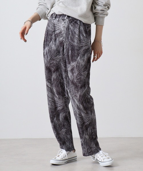 EVOLUTION（エボリューション） スラックス Patterned pleated easy