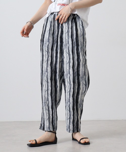 EVOLUTION（エボリューション） スラックス Patterned pleated easy