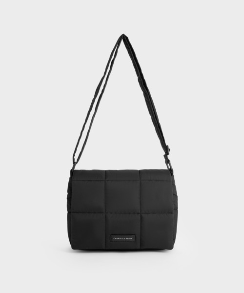 CHARLES ＆ KEITH ショルダーバッグ バッグ Errya ミニエリア