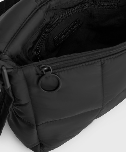 CHARLES ＆ KEITH ショルダーバッグ バッグ Errya ミニエリア