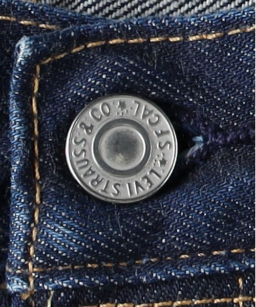 ジーンズ 「Levi's」「501」オリジナルストレート セルビッジデニムパンツ (ワンウォッシュ / セットアップ / ライトオン限定)の画像