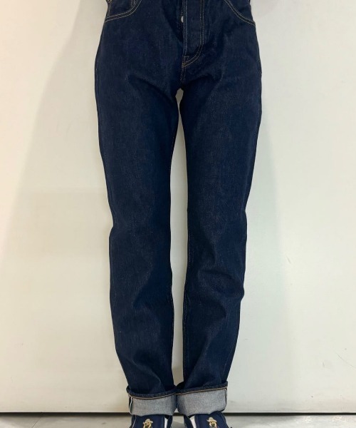 ジーンズ 「Levi's」「501」オリジナルストレート セルビッジデニムパンツ (ワンウォッシュ / セットアップ / ライトオン限定)の画像