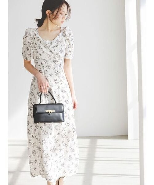 最終値下げSNIDEL レーヨンカシュクールプリントワンピースIVR 0 SNIDEL ワンピース 「00サイズあり」レーヨンカシュクール