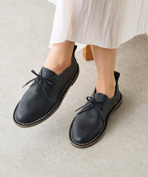 黒 レース 花モチーフ フラットシューズ 黒い花モチーフのフラットシューズ&モカシン風シューズ - メルカリ