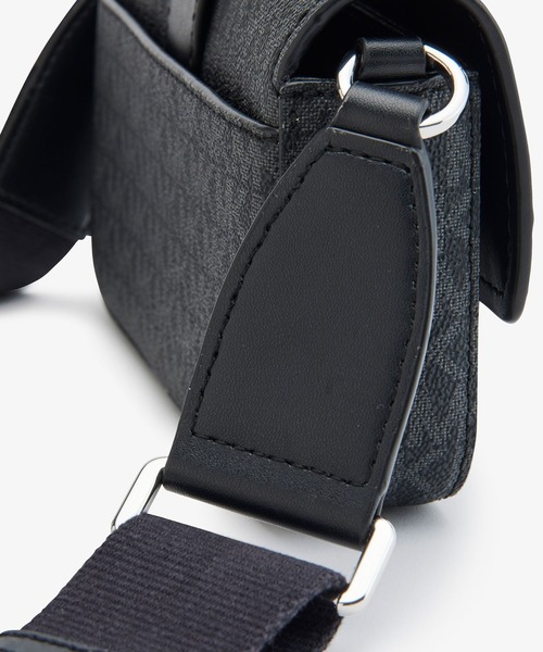MICHAEL KORS（マイケルコース） ショルダーバッグ FREE ブラック
