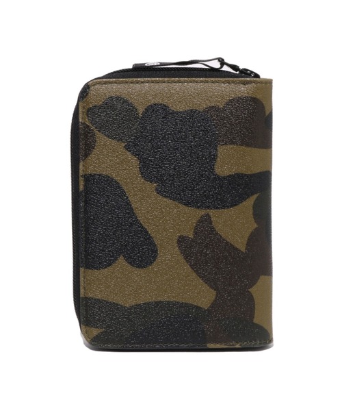 A BATHING APE（アベイシングエイプ） パスポートケース 1ST CAMO