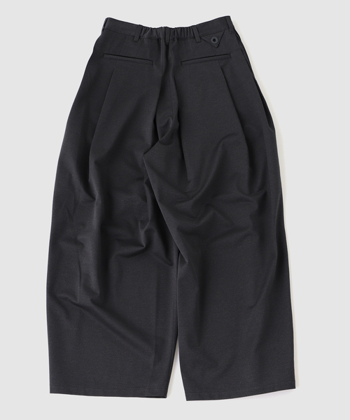 スラックス White Mountaineering(ホワイトマウンテニアリング) 12TUCK WIDE PANTS メンズ レディース | WHITE MOUNTAINEERING | 02