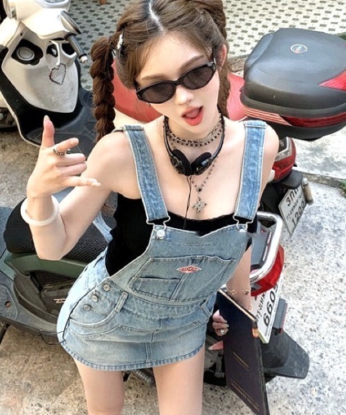 SHEENA（シーナ） サロペット オーバーオール ロゴパッチ付き