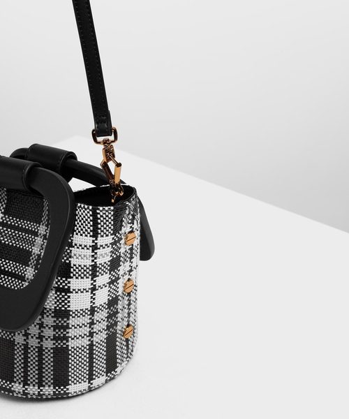 CHARLES ＆ KEITH（チャールズ&キース） ショルダーバッグ バッグ