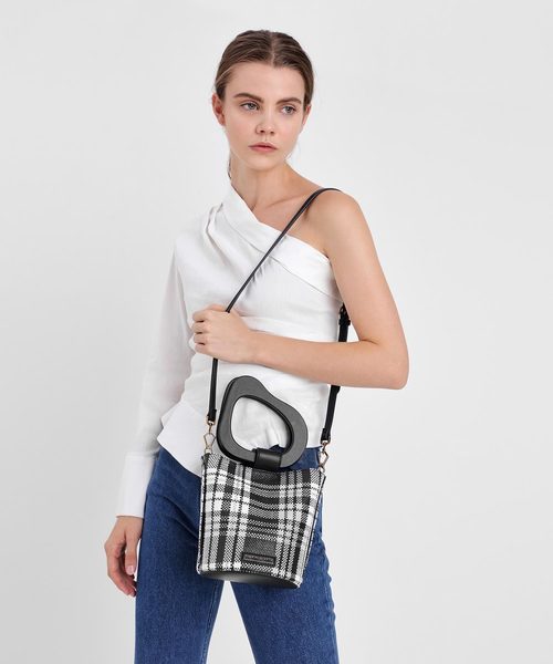 CHARLES ＆ KEITH（チャールズ&キース） ショルダーバッグ バッグ