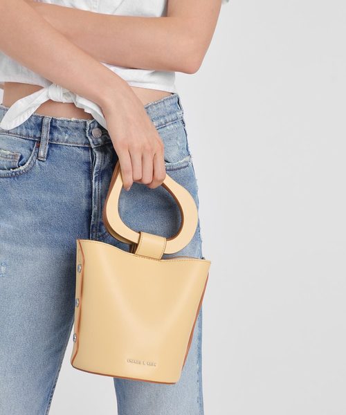 CHARLES ＆ KEITH（チャールズ&キース） ショルダーバッグ バッグ