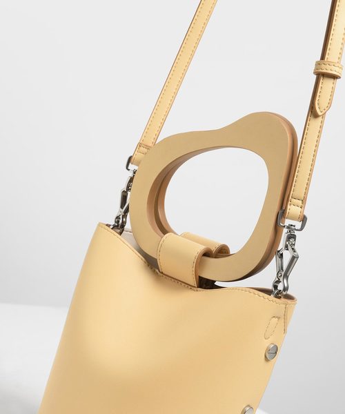 CHARLES ＆ KEITH（チャールズ&キース） ショルダーバッグ バッグ