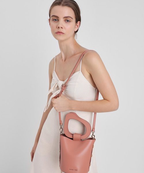 CHARLES ＆ KEITH（チャールズ&キース） ショルダーバッグ バッグ