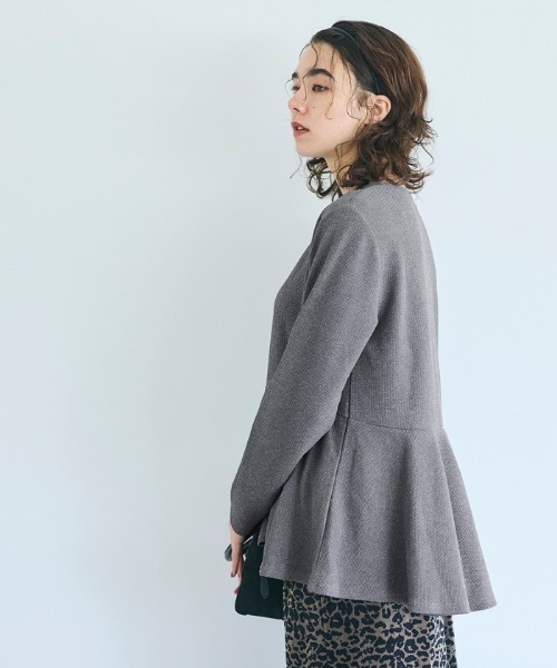 coca（コカ） tシャツ ＼お気に入り2万越え・再入荷／エンボス加工裾