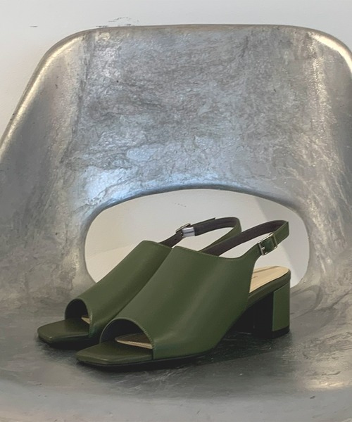 ノイエディフュージョン（neue diffusion）/甲深バックストラップサンダル/ND23986 neue diffusion（ノイエ ディフュージョン） サンダル 甲深バック