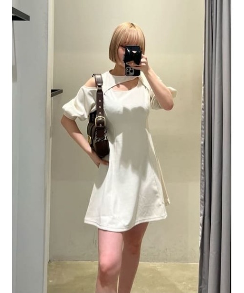 ワンピース レディース OPEN SHOULDER CUT S/OP オープン ショルダー カット ショートワンピース｜zozo｜21