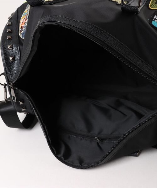Waoww ワオ ボストンバッグ 黒×金 新品未使用品 Waoww ワオ ボストンバッグ 黒×金 新品未使用品