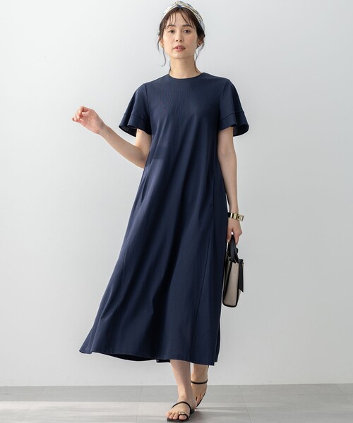 極美品✨フォクシー 4WAYストレッチワンピース 半袖 フレアワンピース ブルー 極美品✨フォクシー 4WAYストレッチワンピース 半袖 フレアワンピース