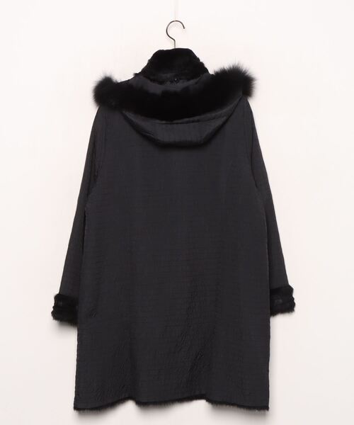 【momo】YOKO CHAN ブラック ファーコート S～M 2026年最新】YOKOCHAN 毛皮・ファーコートの人気アイテム - メルカリ
