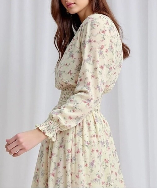 cammie ワンピース フラワープリントウエストシャーリングワンピース