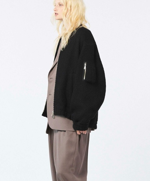 ◼️新品未使用◼️メレル◼️ボンバージャケット◼️MA-1◼️ブラック◼️L◼️中綿 コンパクトvsビッグサイズ？ マストハブのMA-1はサイズ感で選ぶ！