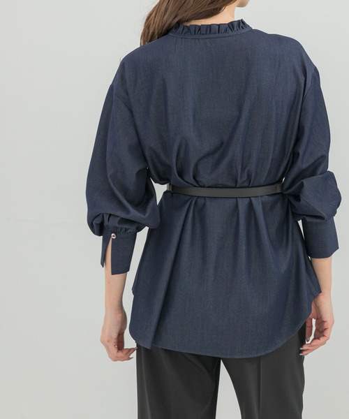 美品　KURASHI & TRIPS フリルネック デニムブラウス 長袖 ブラウス シャツ 「WEB限定」フリルネックデニムブラウス レディース