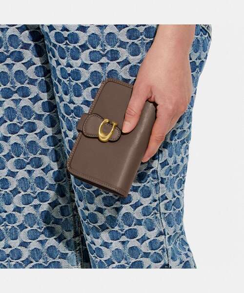 COACH（コーチ） 財布 ONE ブラウン系その他 レディース : ZOZOTOWN