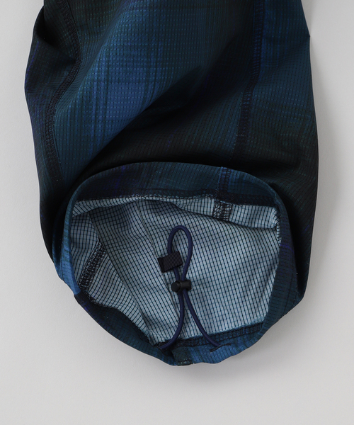 スラックス White Mountaineering(ホワイトマウンテニアリング) OMBRE CHECK 2TUCK PANTS メンズ レディースの画像