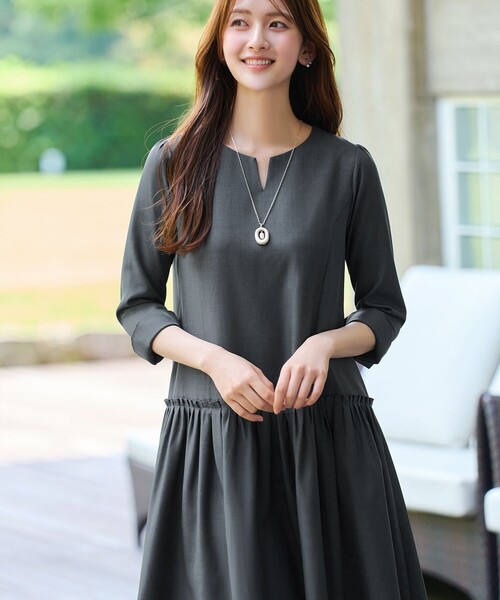 Tiaclasse ワンピース 裾タックフリルワンピース : ZOZOTOWN Yahoo!店