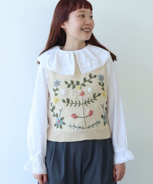 24SS bulle de savon ネパールハンドニット クロシェ ベスト bulle de savon ベスト ジレ ○ネパールハンドニット 花束刺繍
